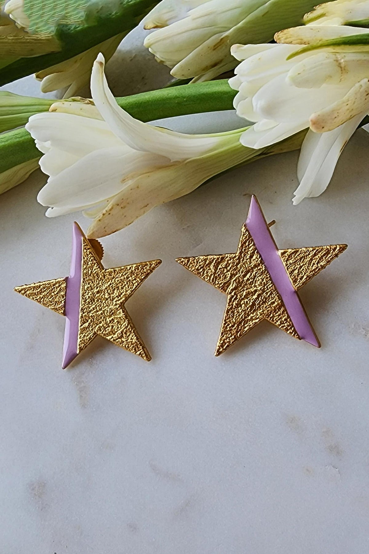 Star Carved Stud Earrings 