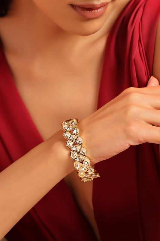 Geometric Cut Work Pattern Kada 