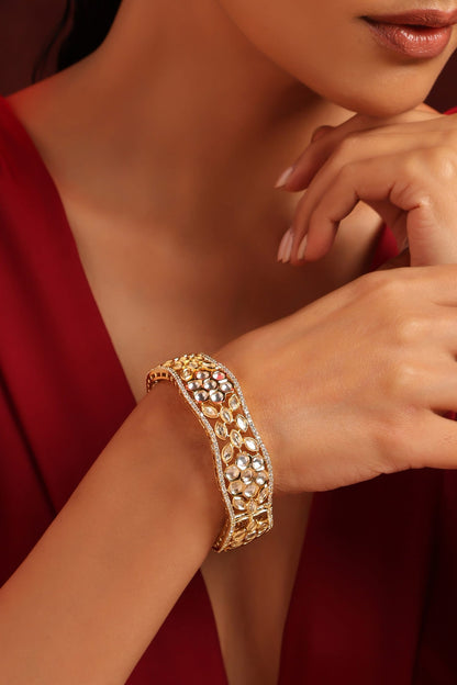 Geometric Pattern Kundan Embellished Kada 