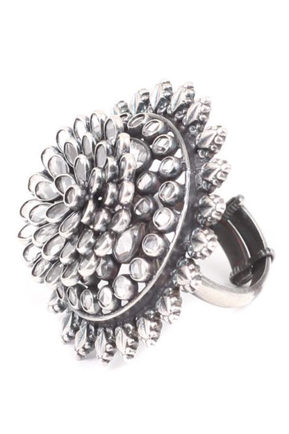 Floral Embellished Ring 