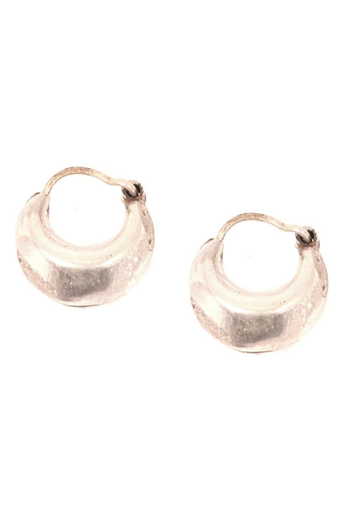 Handcrafted Ear Stud 