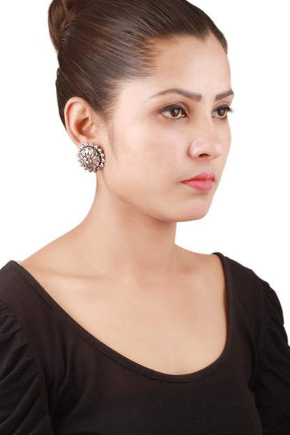 Embellished Ear Studs 