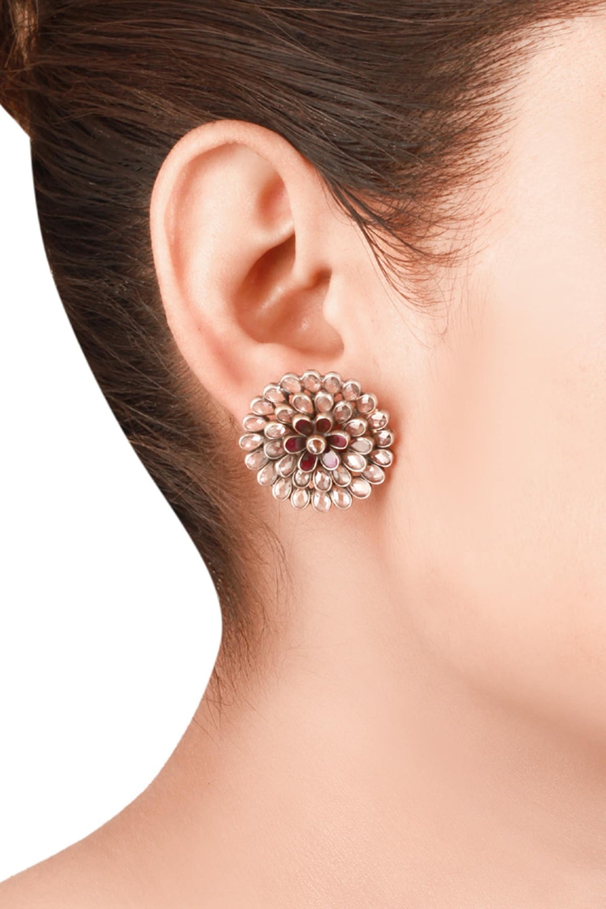 Floral Motif Stud Earrings 