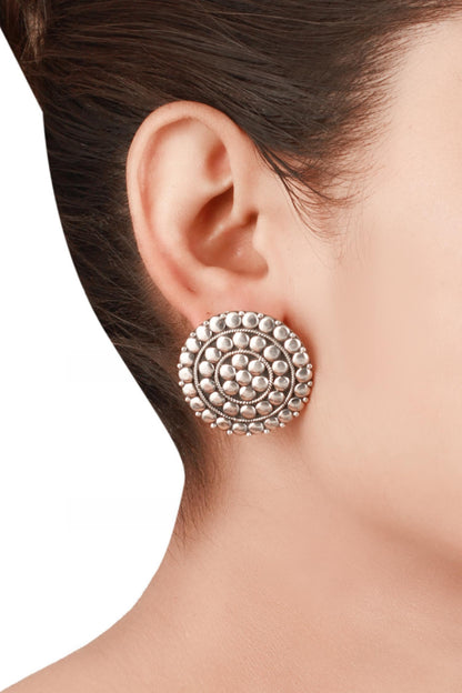 Round Motif Stud Earrings 