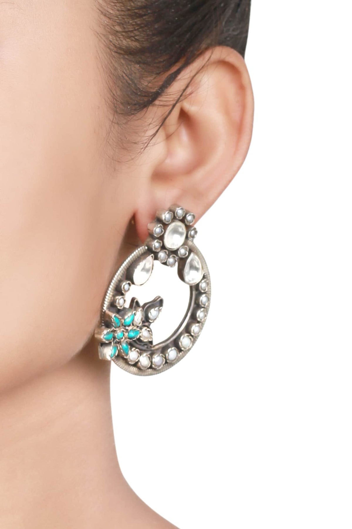 Floral Motif Hoop Earrings 
