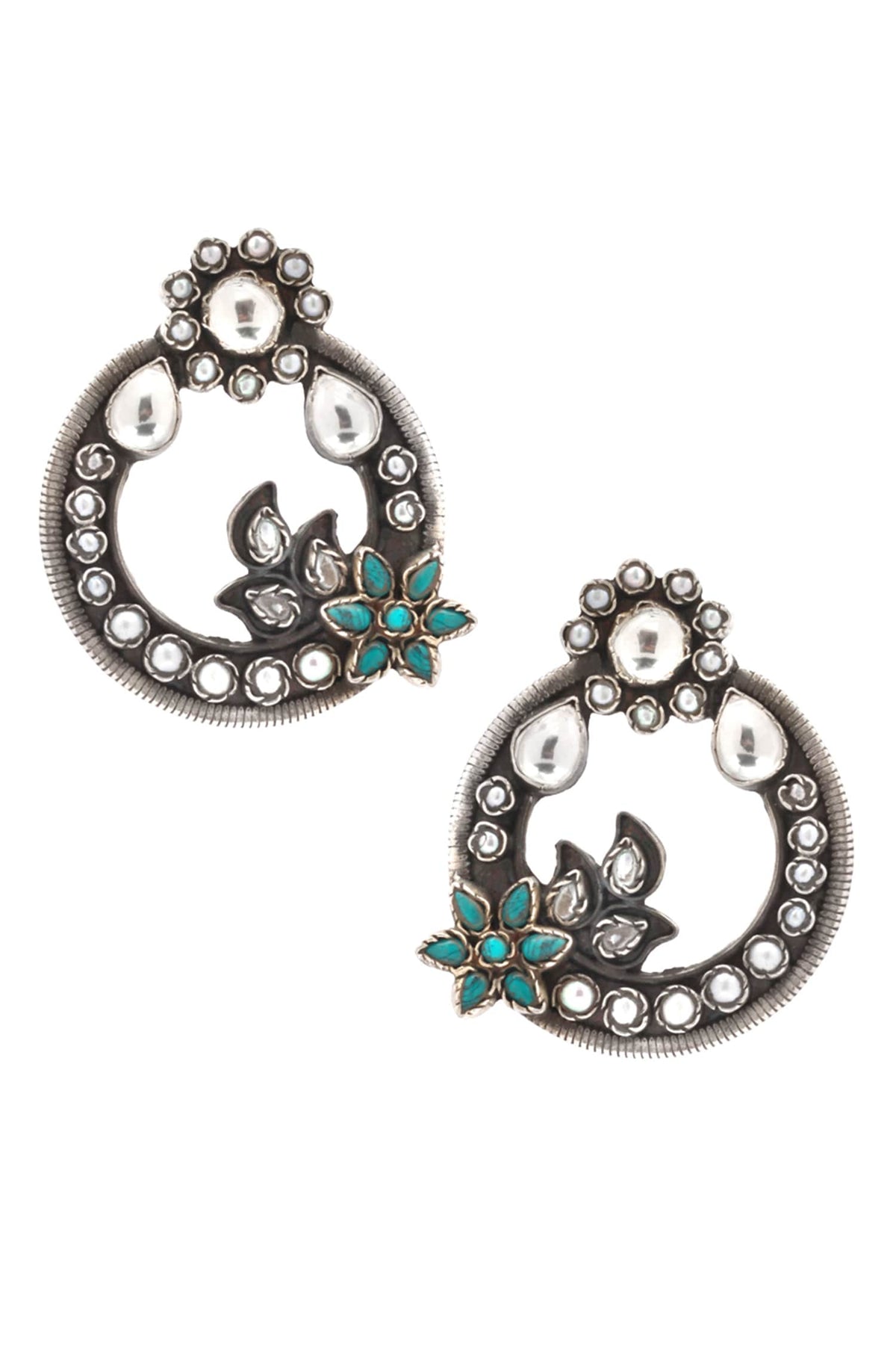 Floral Motif Hoop Earrings 