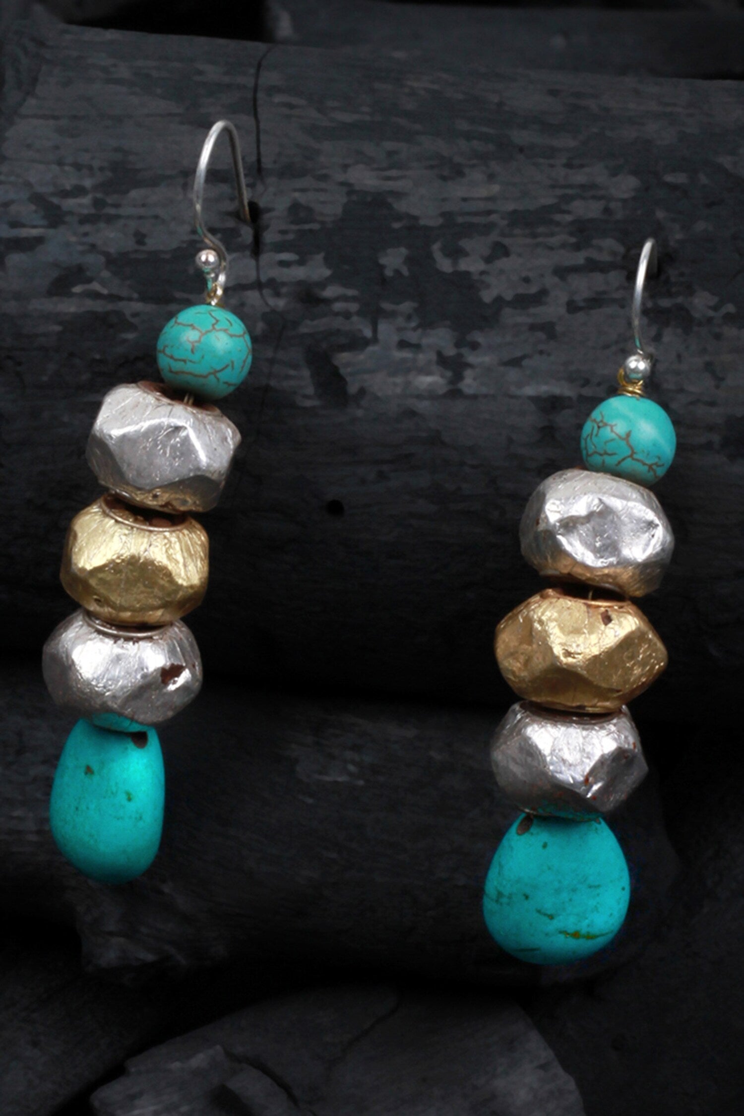 Stone Drop Earrings 