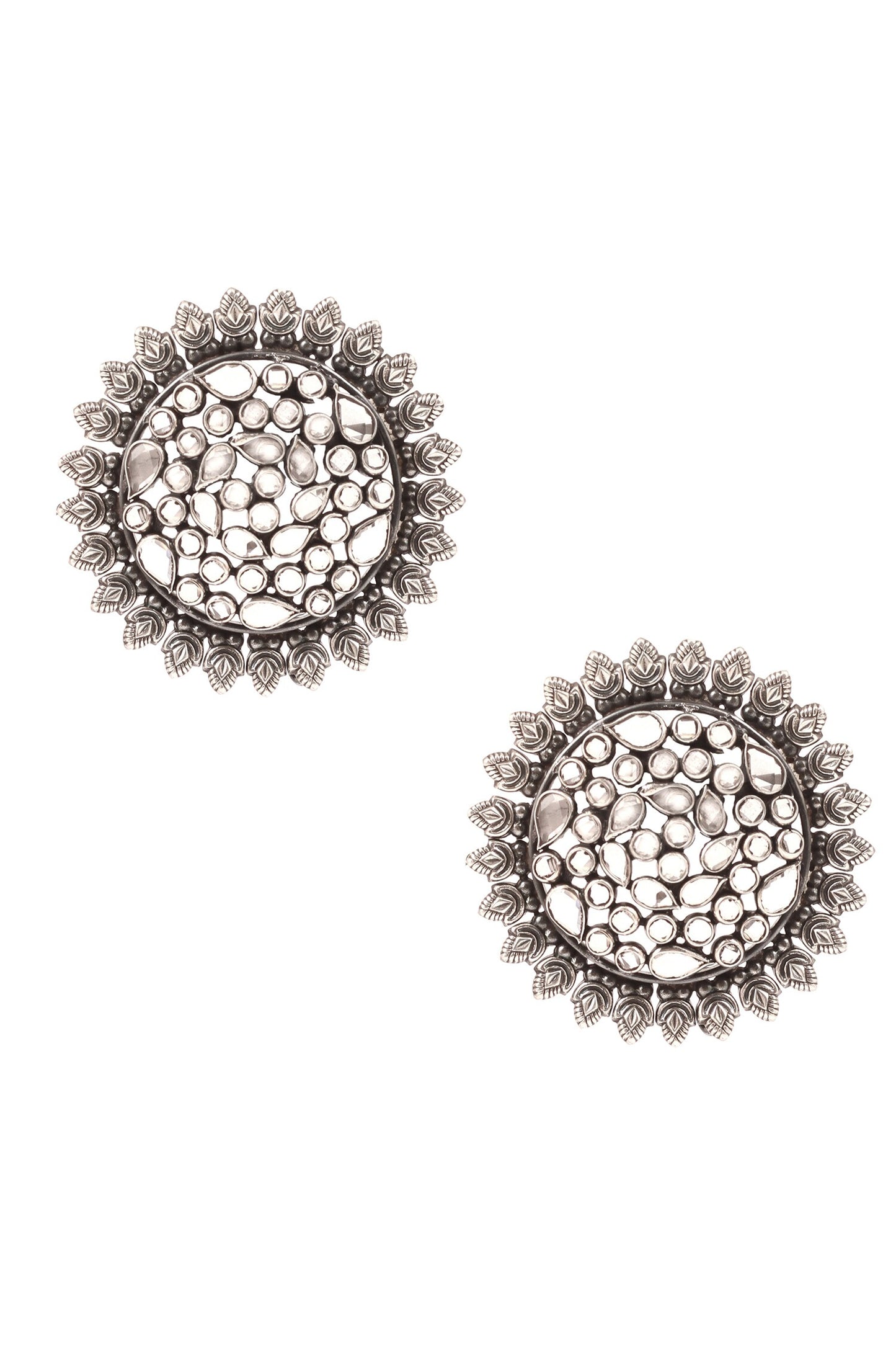 Carved Stud Earrings 