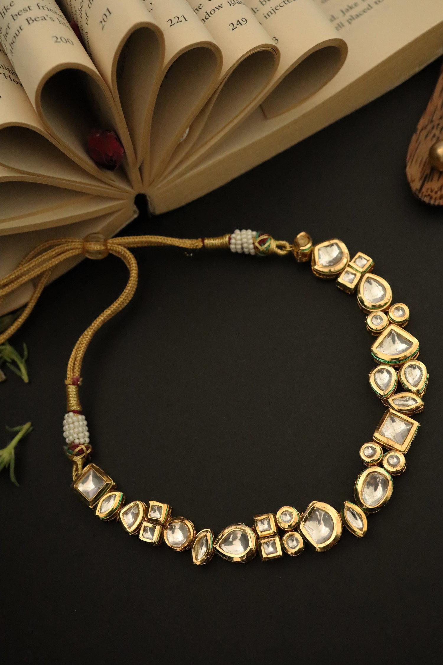 Stone Choker 