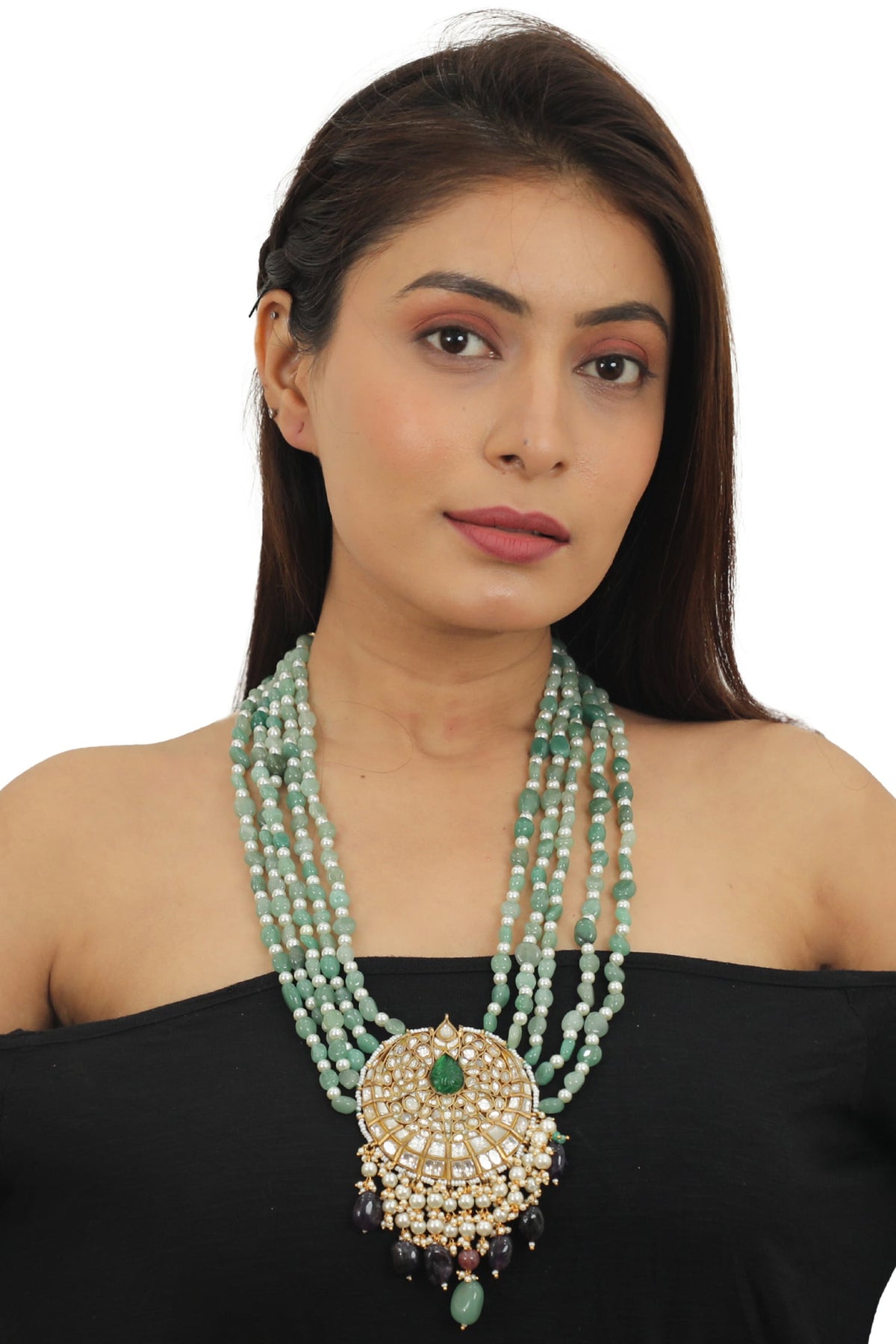 Bead Embellished Pendant Necklace 