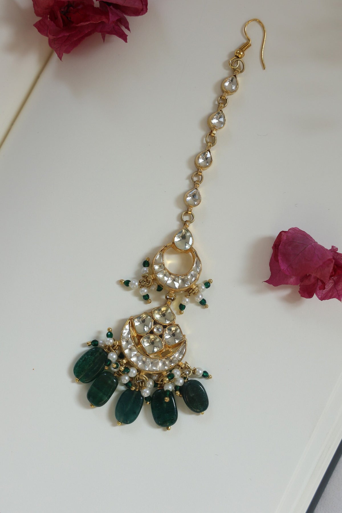 Green Kundan Maangtikka
 
