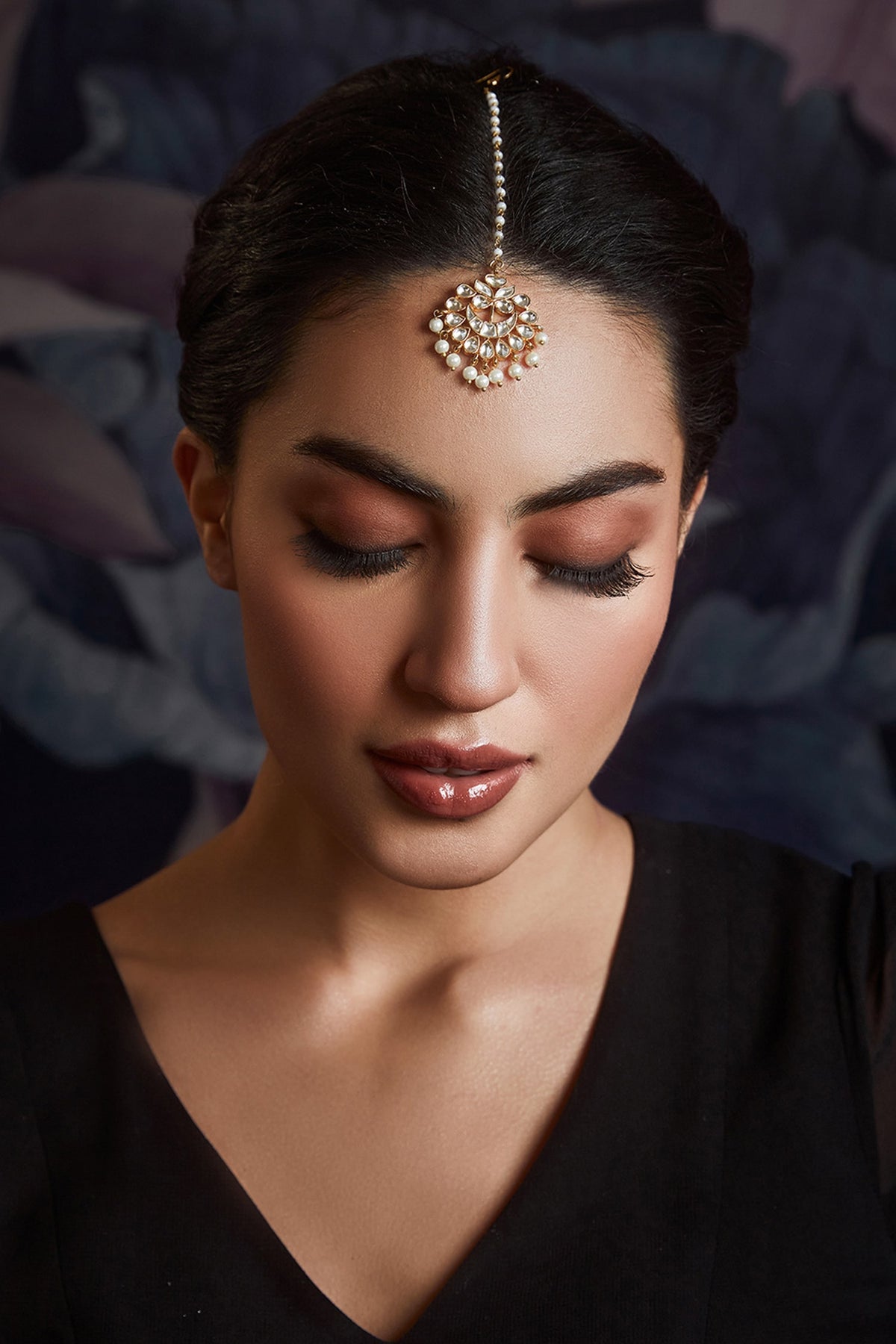 Kundan Maangtikka
 