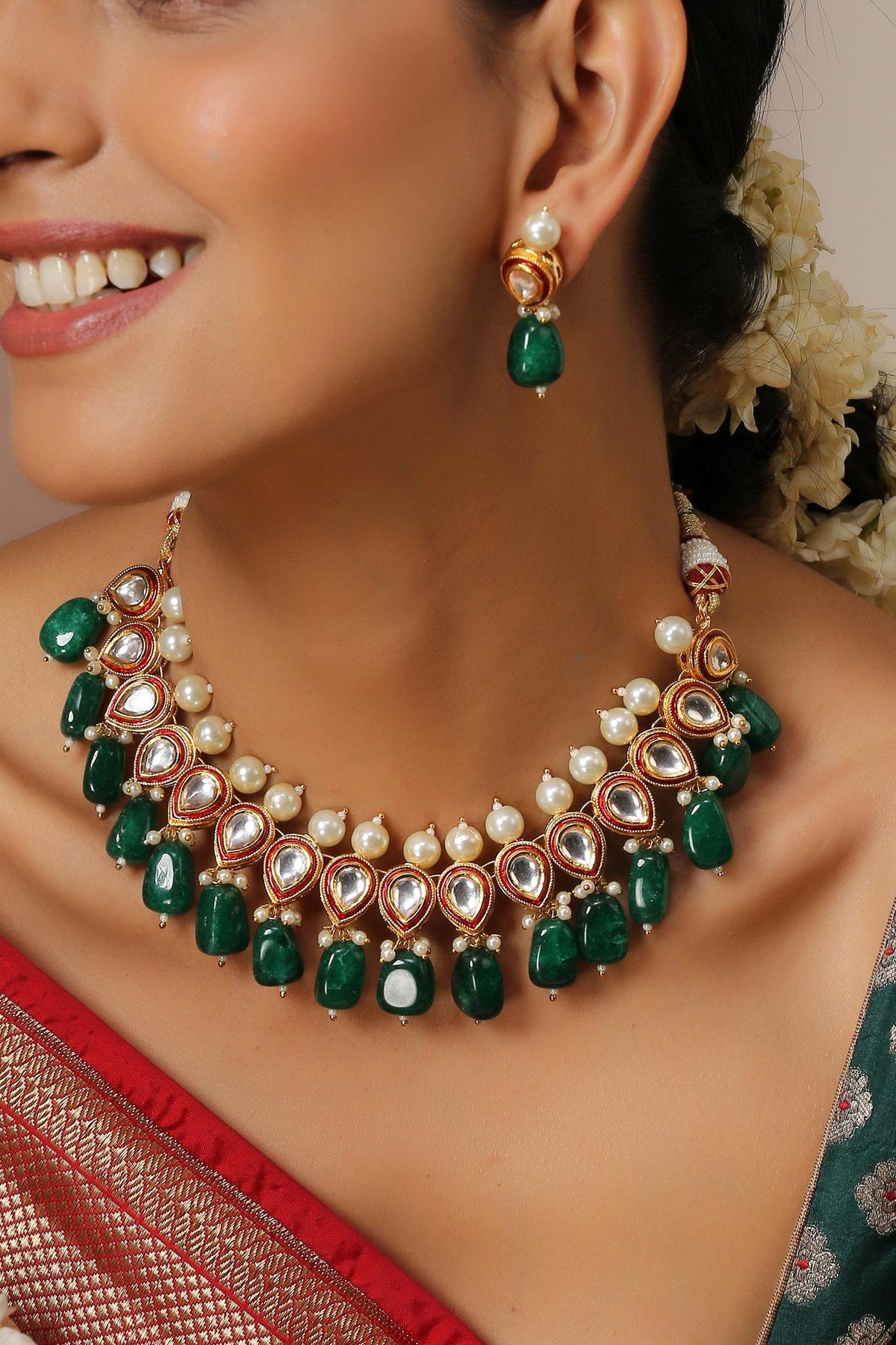 Kundan Embellished Necklace Set 