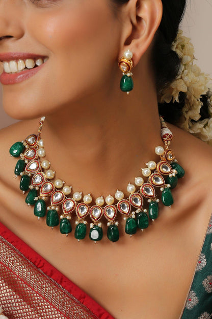 Kundan Embellished Necklace Set 