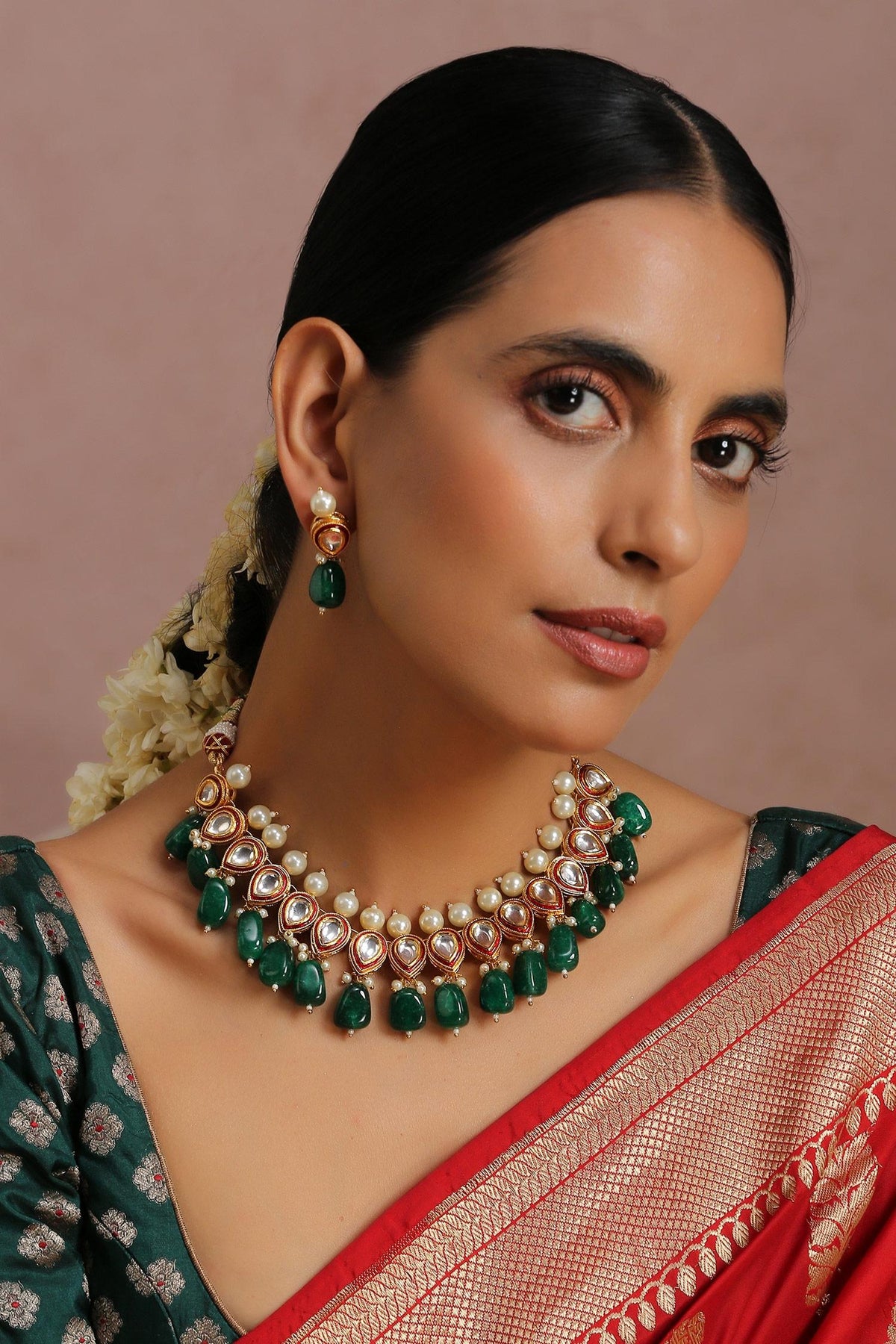 Kundan Embellished Necklace Set 