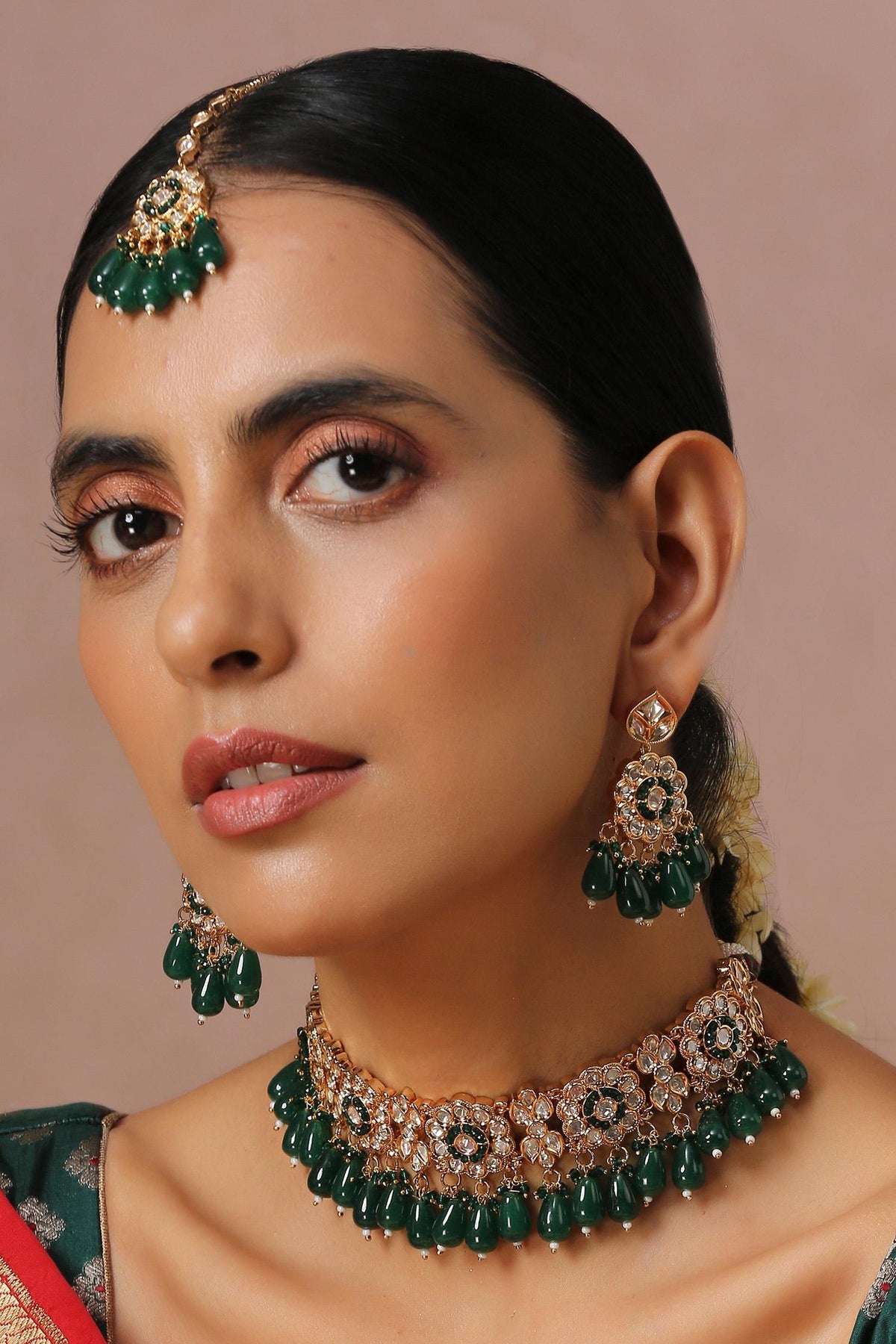 Floral Embellished Choker Set 