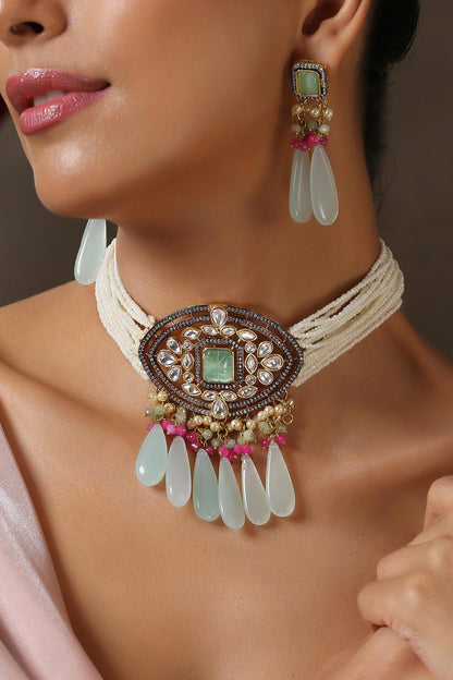 Kundan Embellished Choker Set 