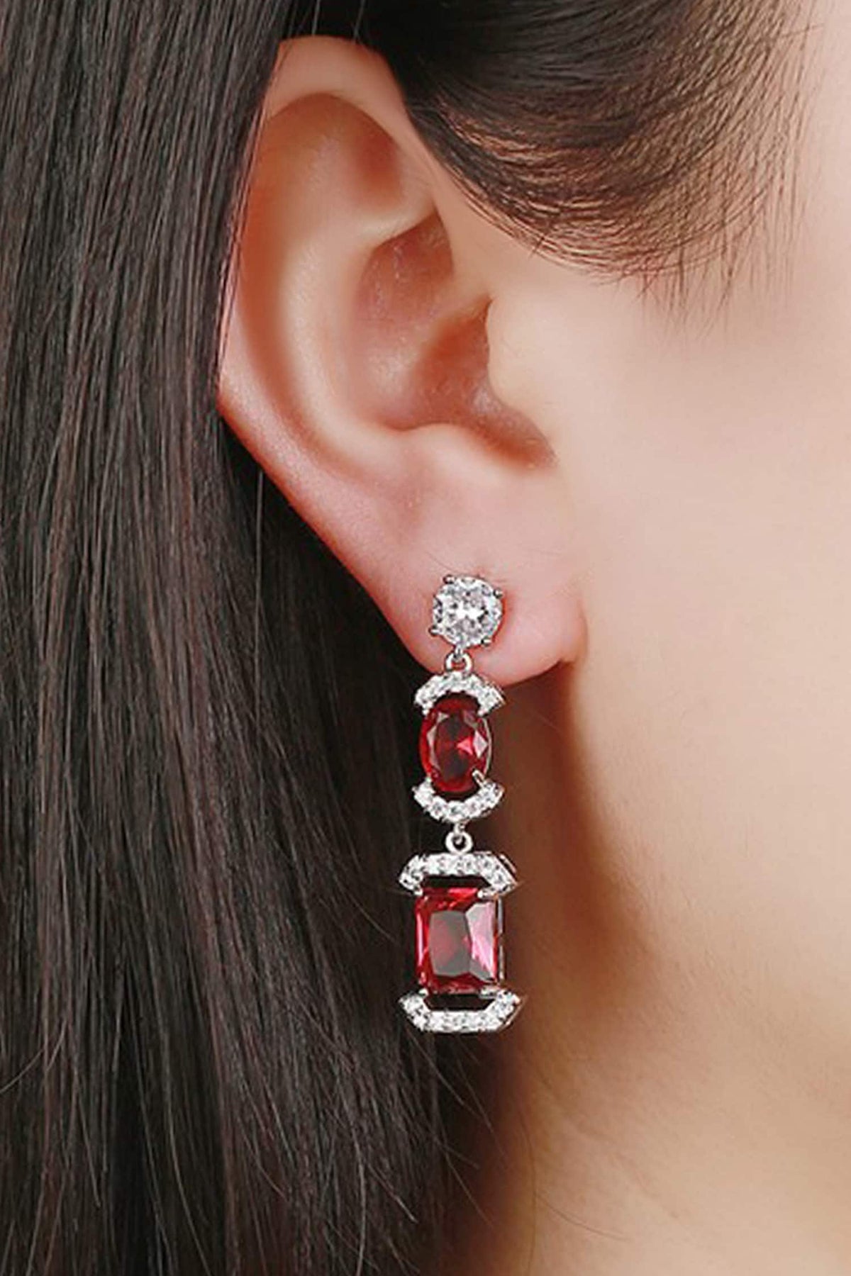 Tiered Geometric Danglers 