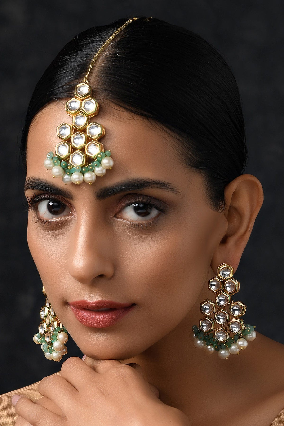 Kundan Earrings with Maangtikka 