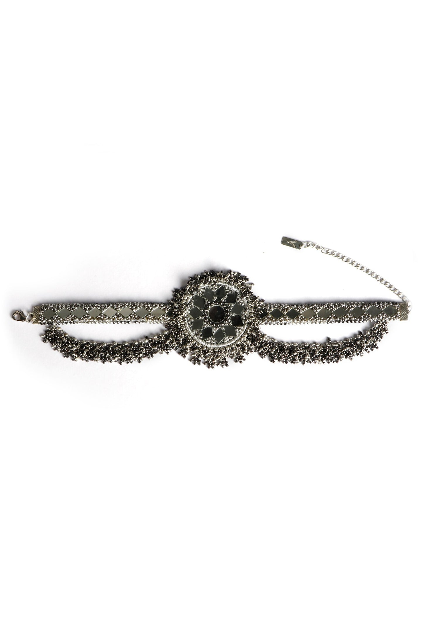 Ojasa Choker 