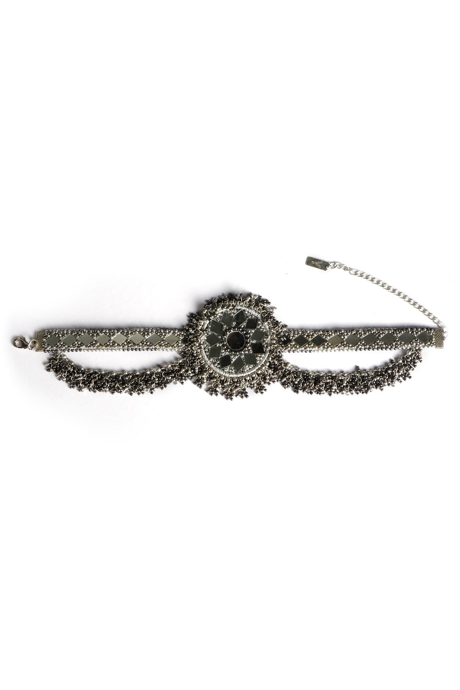 Ojasa Choker 