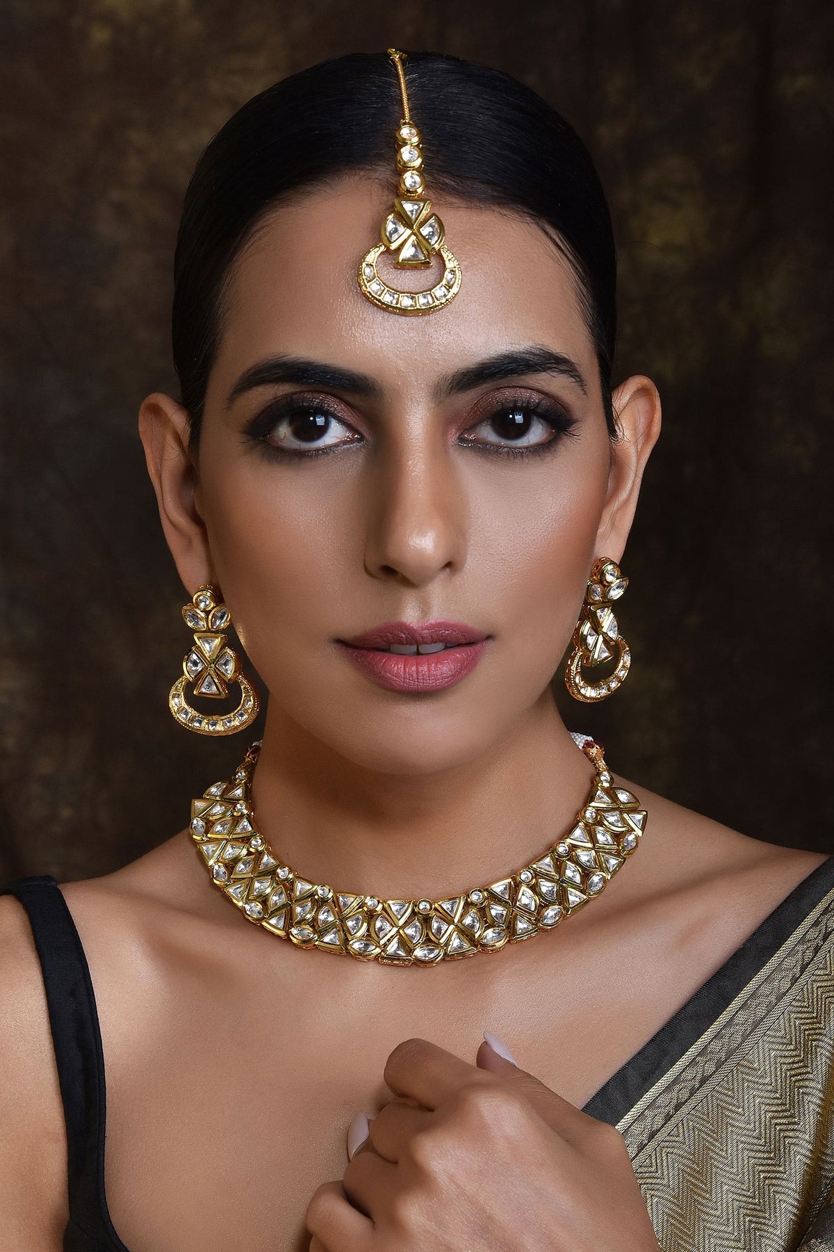 Kundan Studded Choker Set 
