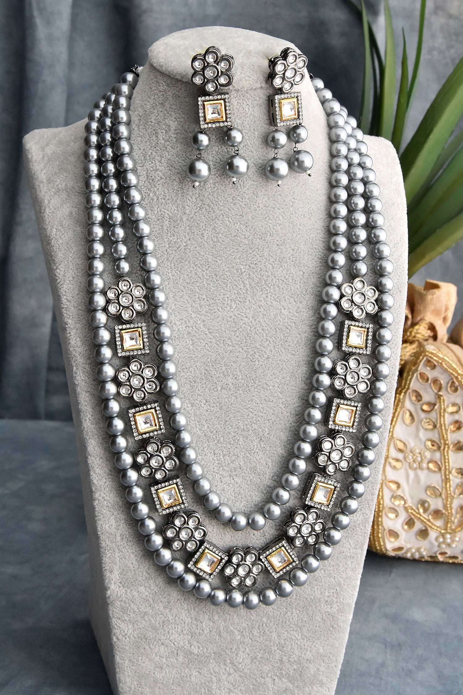 Layered Stone Necklace Set 