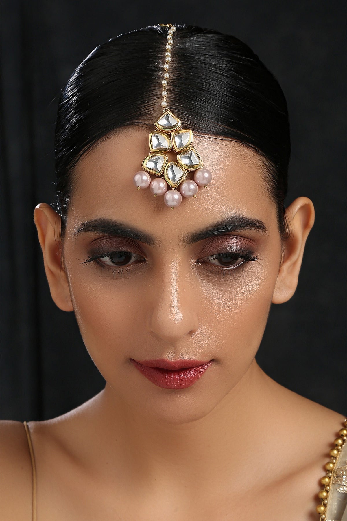 Floral Kundan Maangtikka 