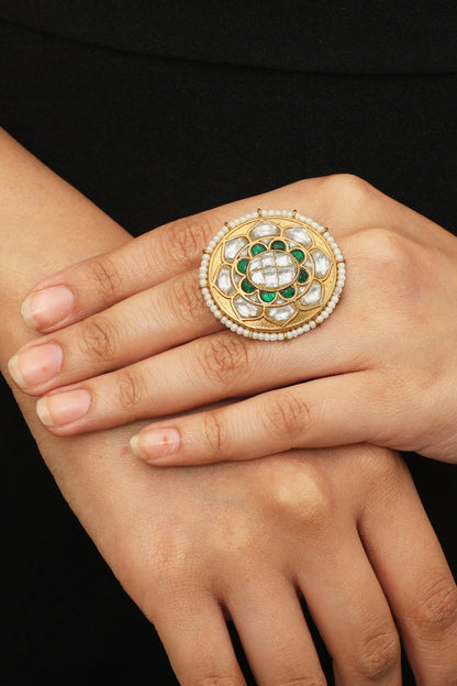 Circular Stone Ring 