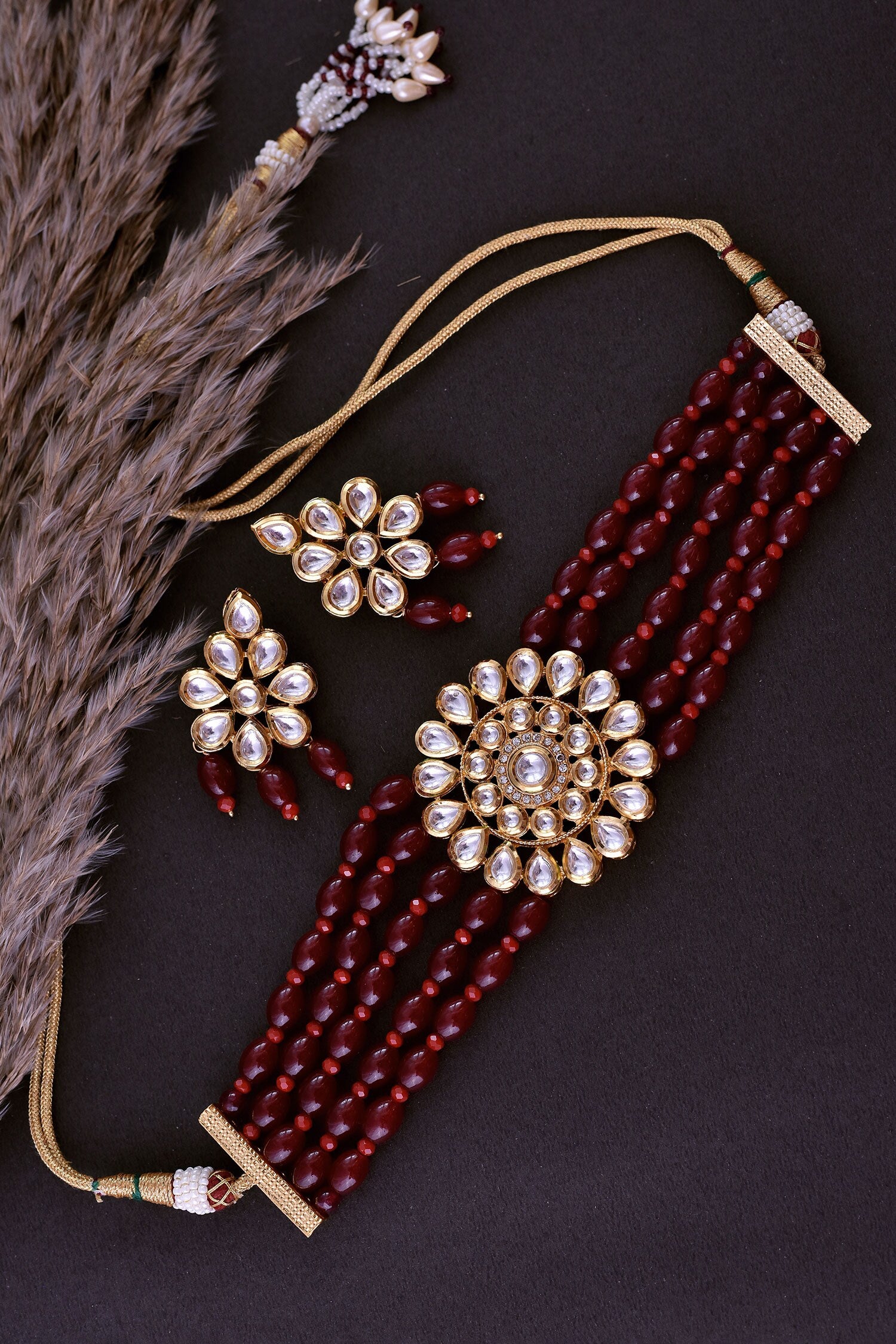Kundan Embellished Choker Set 