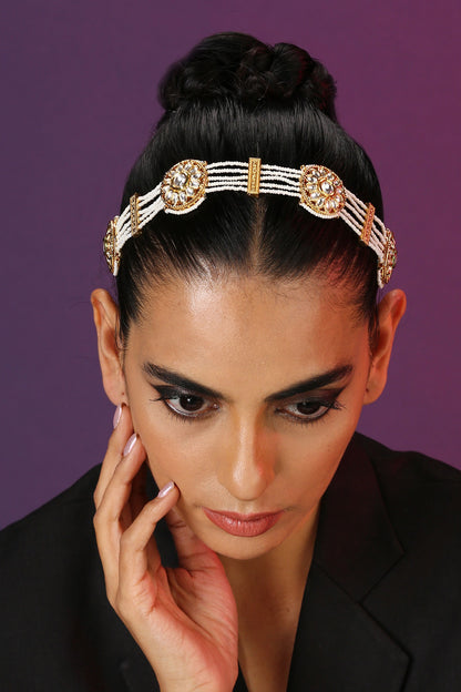 Kundan Embellished Mathapatti 