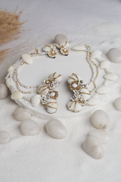 Shell Embellished Earrings With Ear Chain 