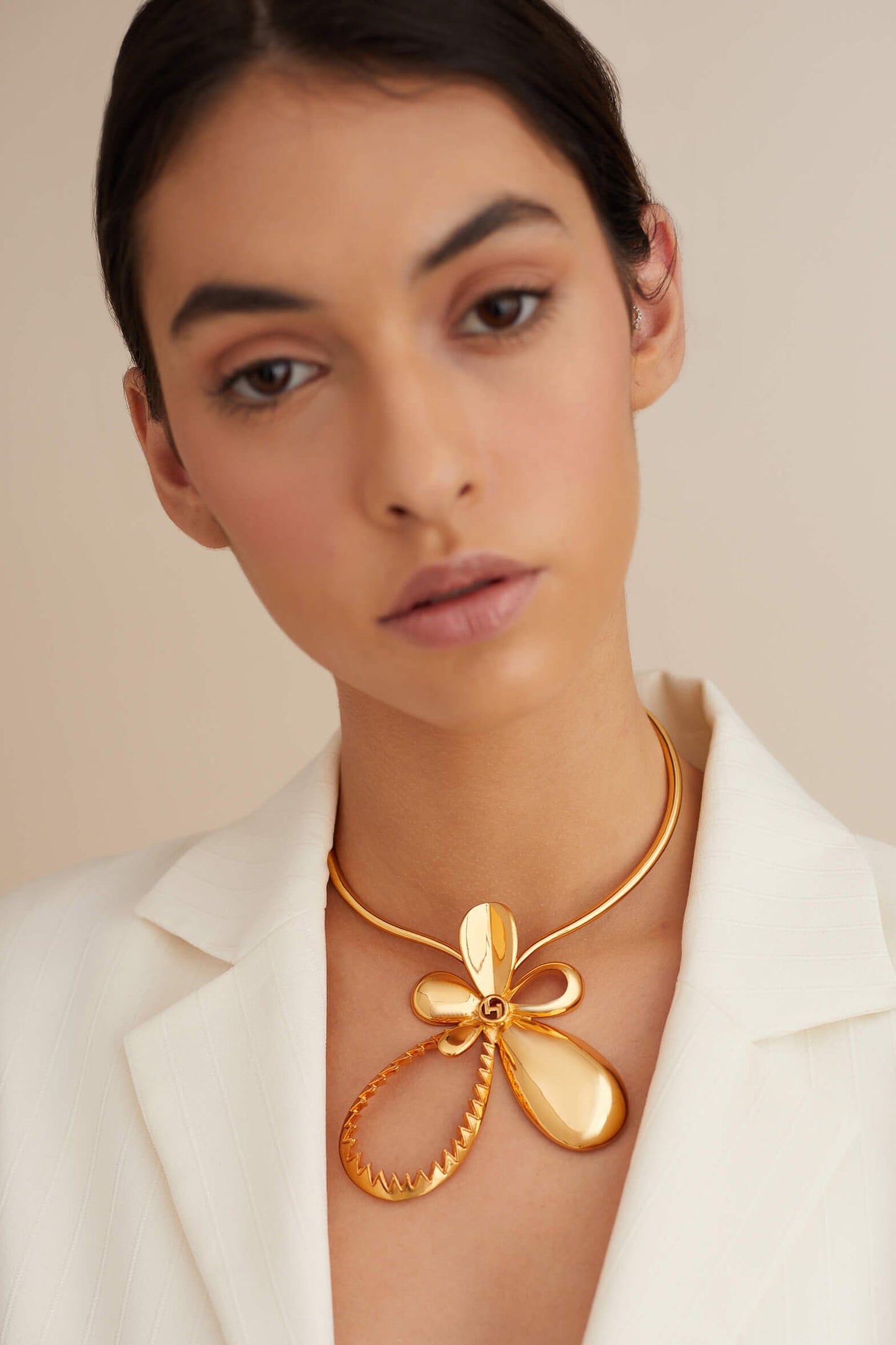 Poppi Tuberose Choker 