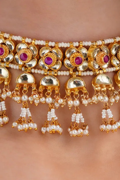 Gold Polished Choker Set 