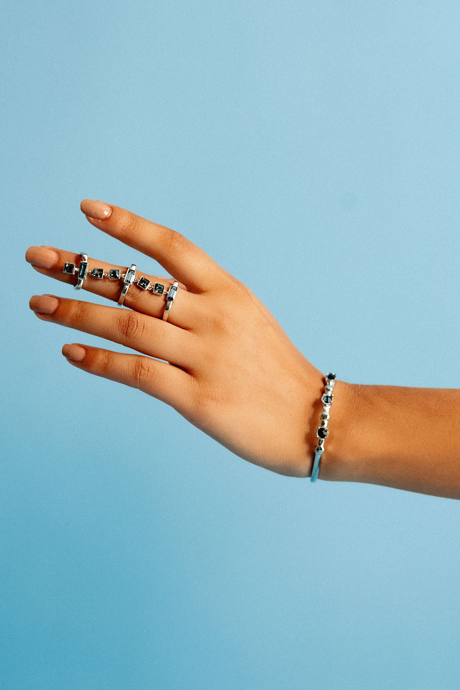 Circular Carved Work Bracelet 