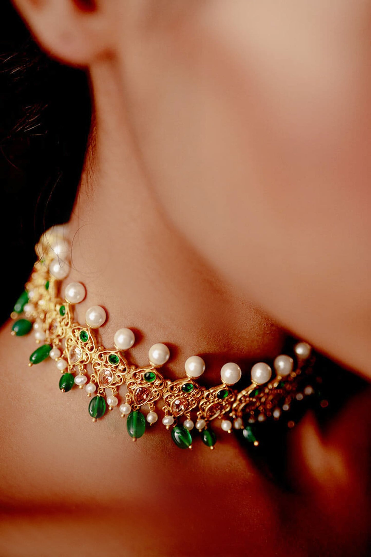 Meherunisa Choker 