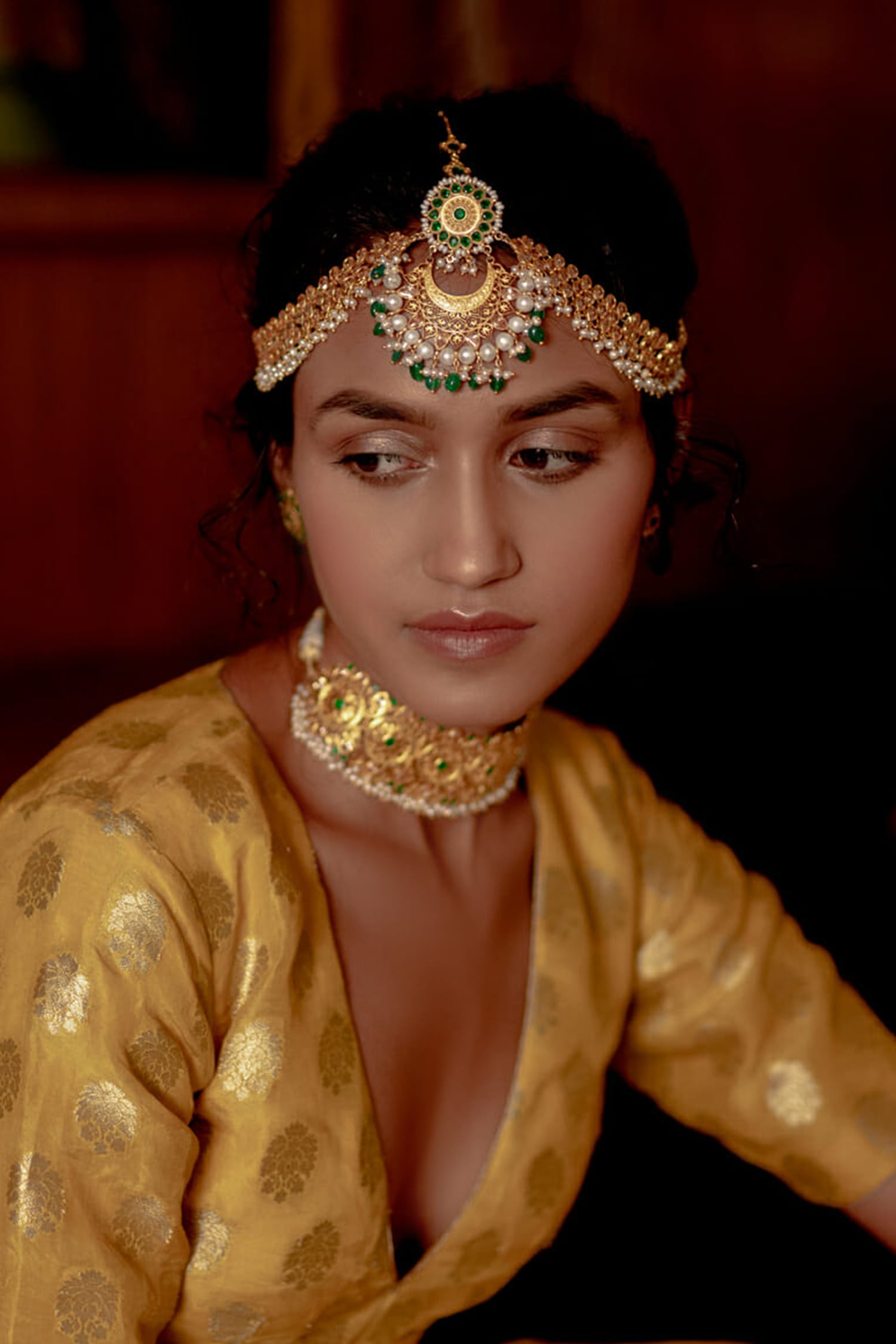 Jharoka Choker 