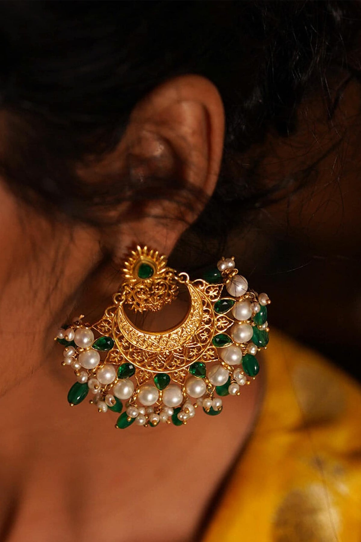 Nadira Dangler Earrings 