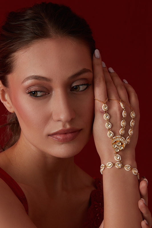 Kundan Embellished Hathphool 