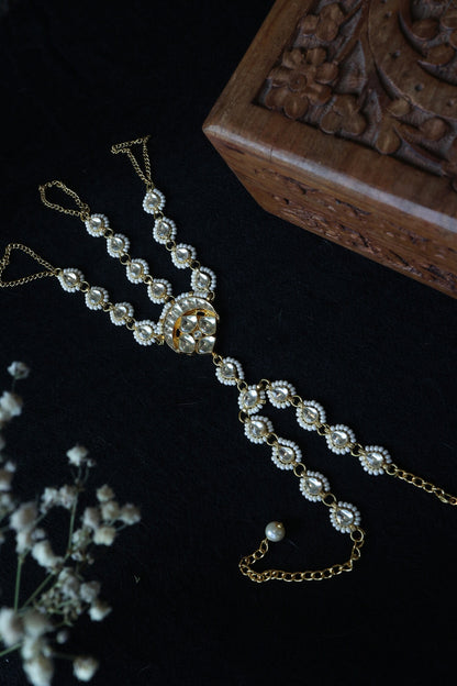 Kundan Embellished Hathphool 