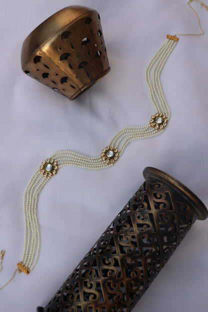 Gold Kundan & Pearl Embellished Kamarbandh 
