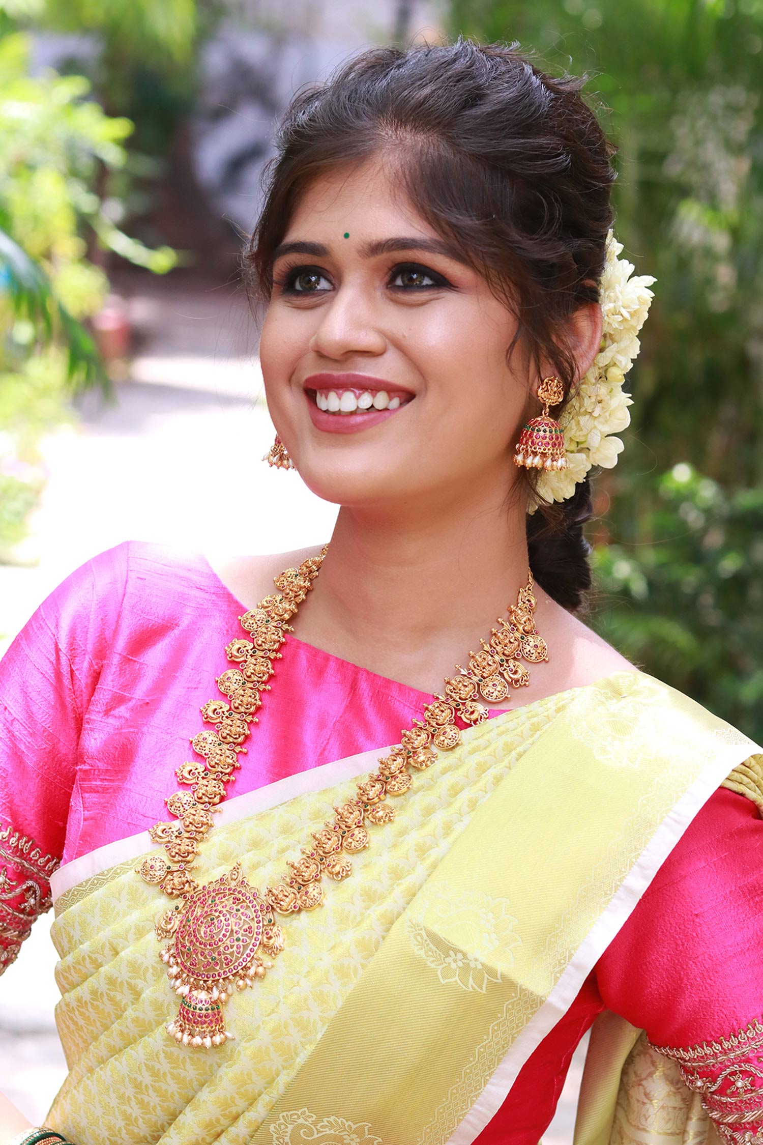 Gold Temple Jewellery Set 
