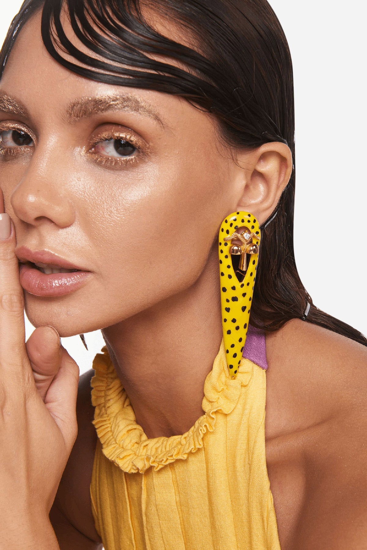 Gavi Spicule Kaybug Earrings 