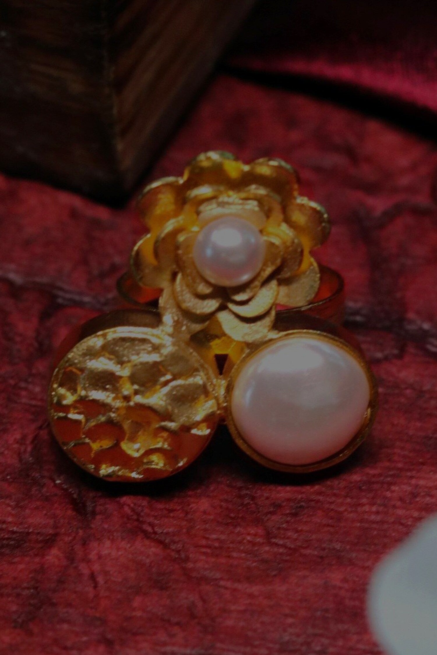 Trio Floral Shaped Ring 
