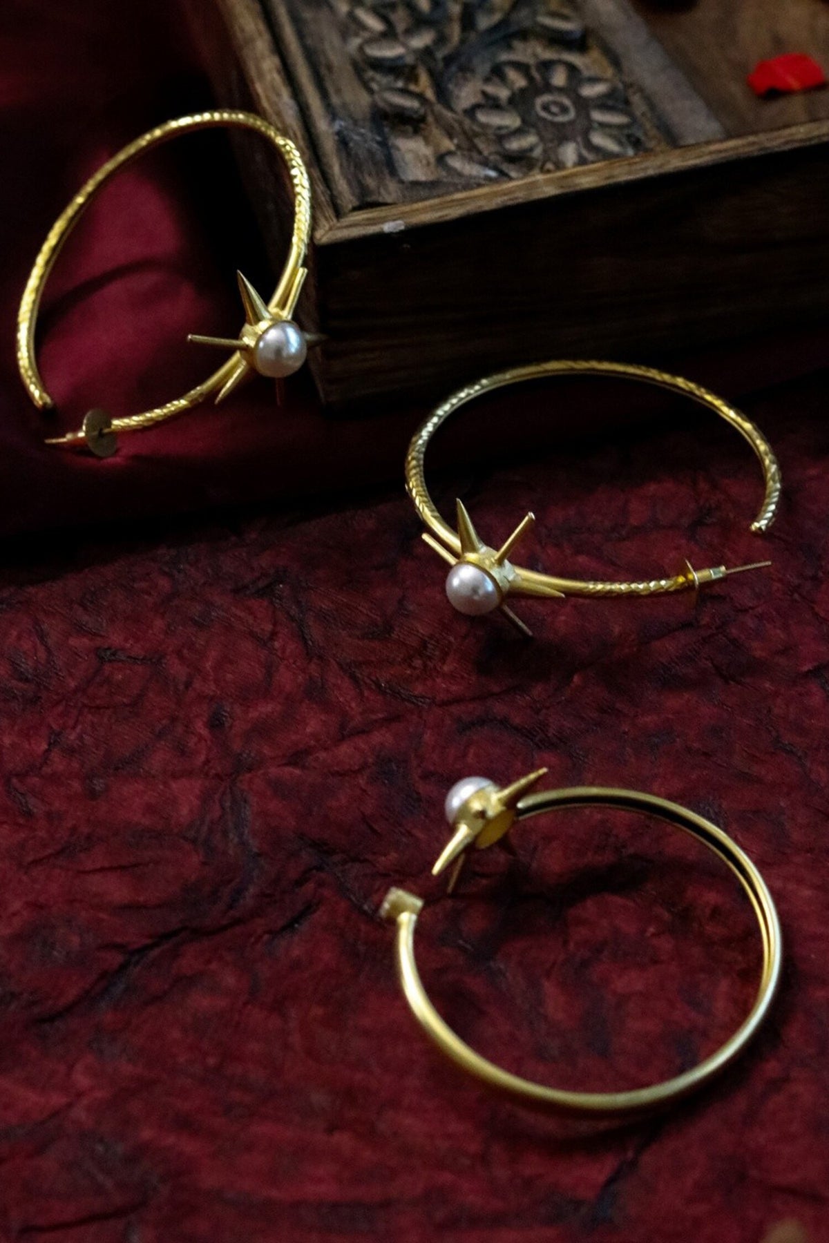 Star Pattern Bracelet & Hoop Earrings Set 