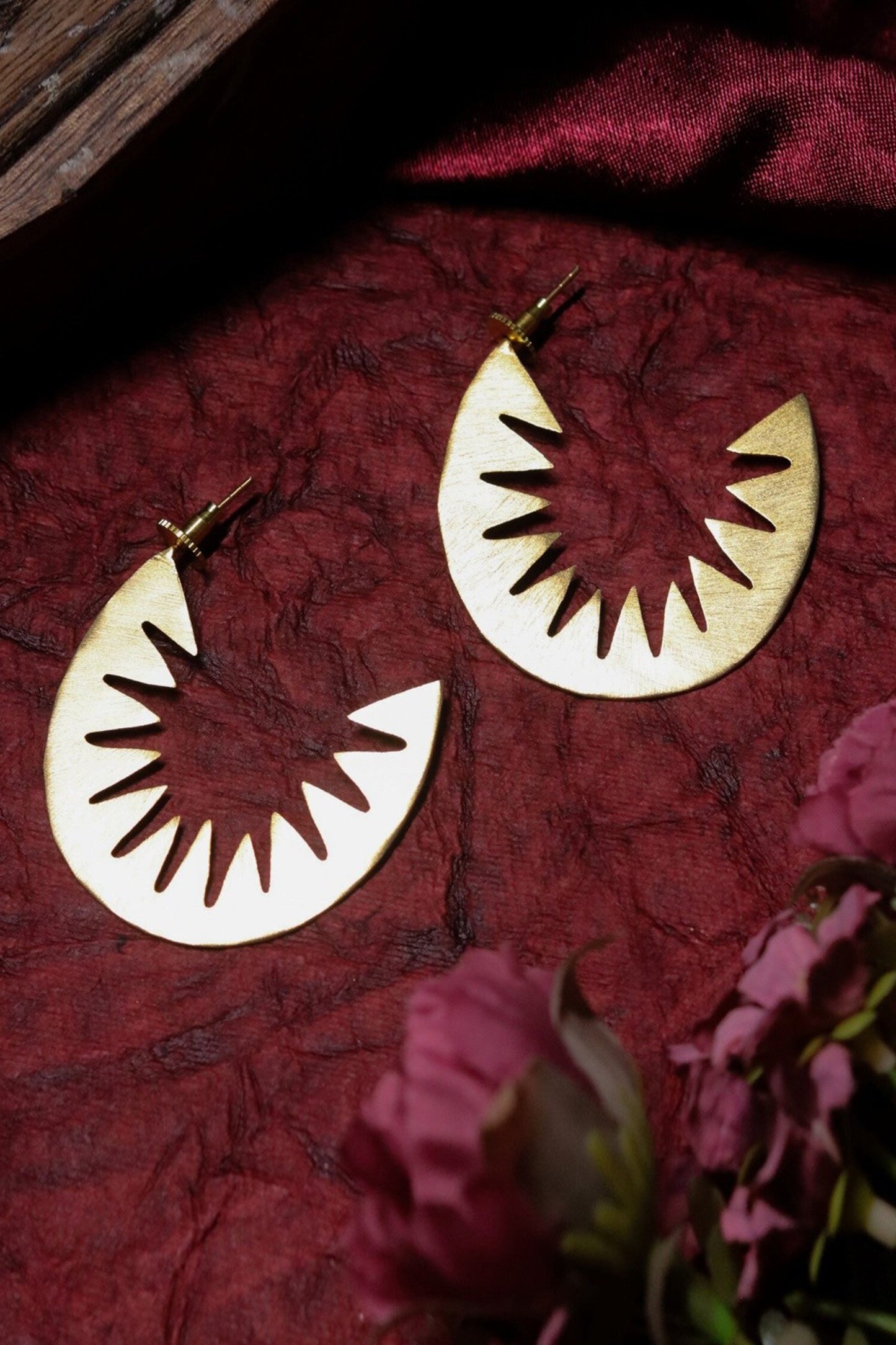 Sunrays Cut Work Earrings 