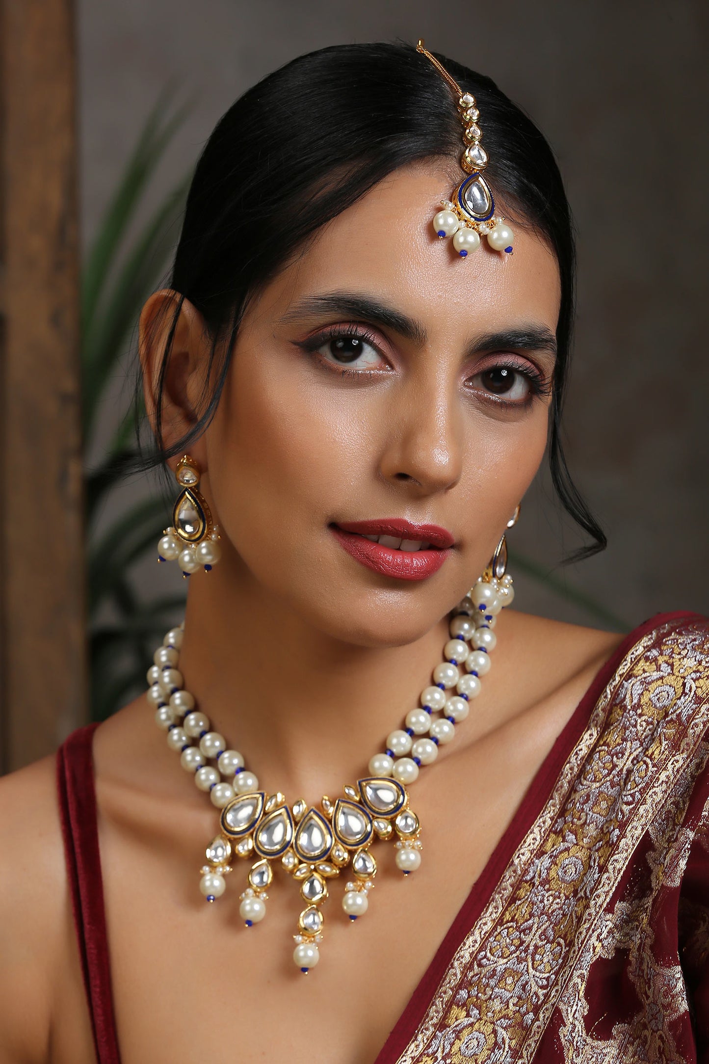 Pearl Embellished Necklace Set 