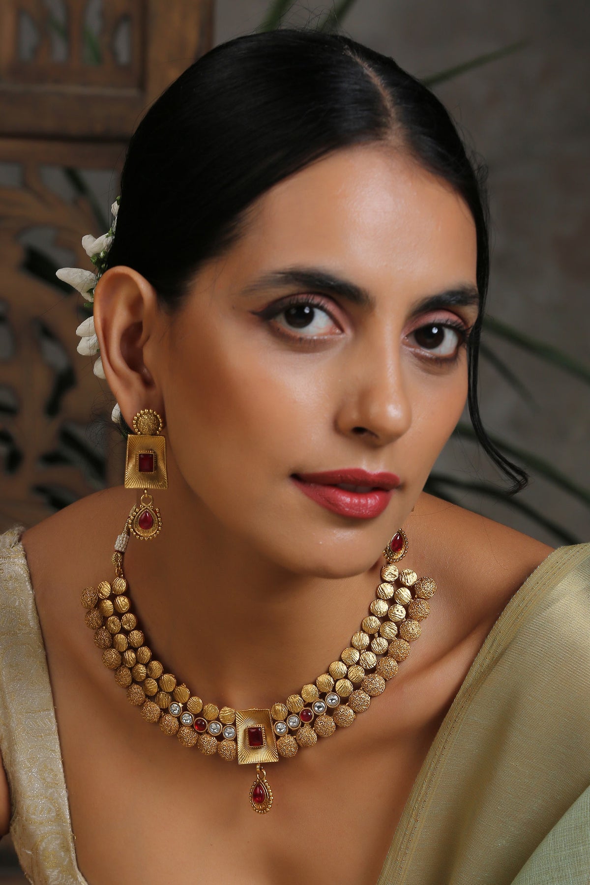 Carved Necklace Set 