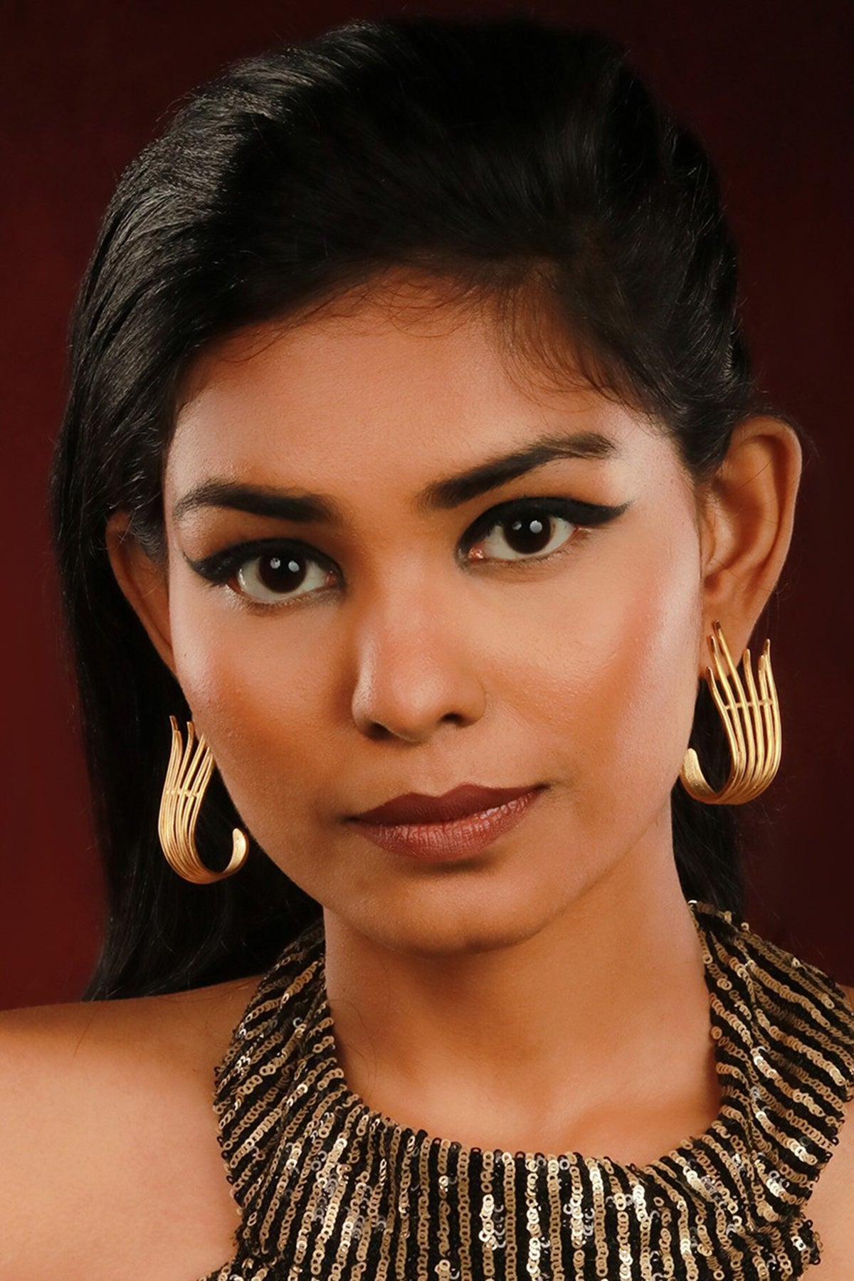Structured Stripe Pattern Earrings 