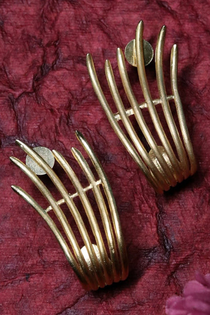 Structured Stripe Pattern Earrings 